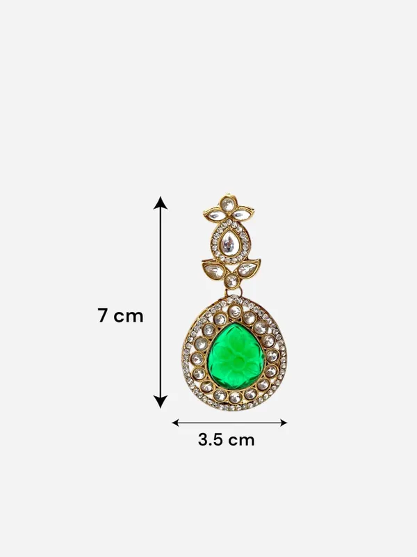 Gold_Plated_Big_Carving_Stone_Studded_Green_Color_Jewellery_Set_For_Womens