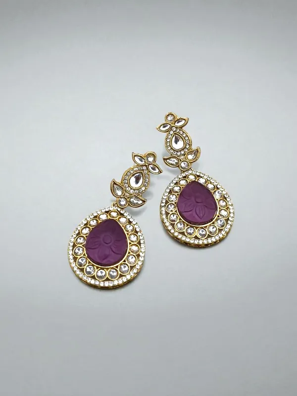 Gold_Plated_Big_Carving_Stone_Studded_Wine_Color_Jewellery_Set_For_Womens