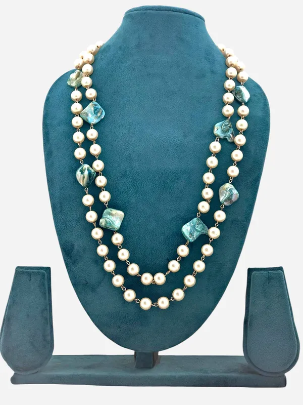 Turquoise_Double-Strand_Necklace_With_Pearls_And_Turquise_Blue-Green_Beads_For_Women_And_Girls