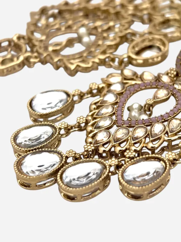 Gold-Plated_Contemporary_Shadow_Kundan_Studded_&_Beaded_Chandbalis