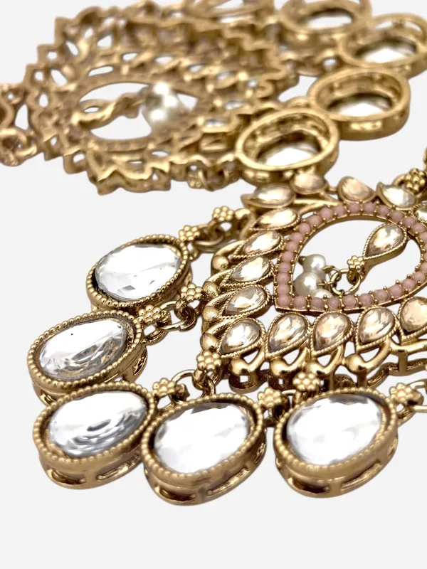 Gold-Plated_Contemporary_Shadow_Kundan_Studded_&_Beaded_Chandbalis