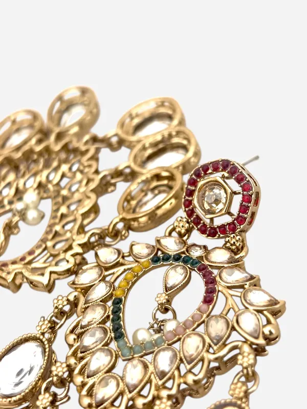Gold-Plated_Contemporary_Shadow_Kundan_Studded_&_Beaded_Chandbalis