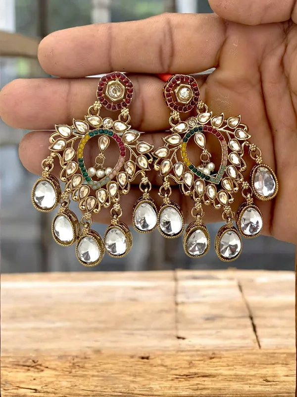 Gold-Plated_Contemporary_Shadow_Kundan_Studded_&_Beaded_Chandbalis