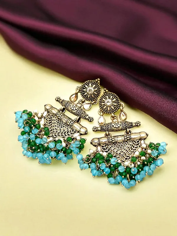 Yellow_Brass_Matt_Toned_Metal_Work_With_Stone_And_Beaded_Long_Earring_For_Women_And_Girls