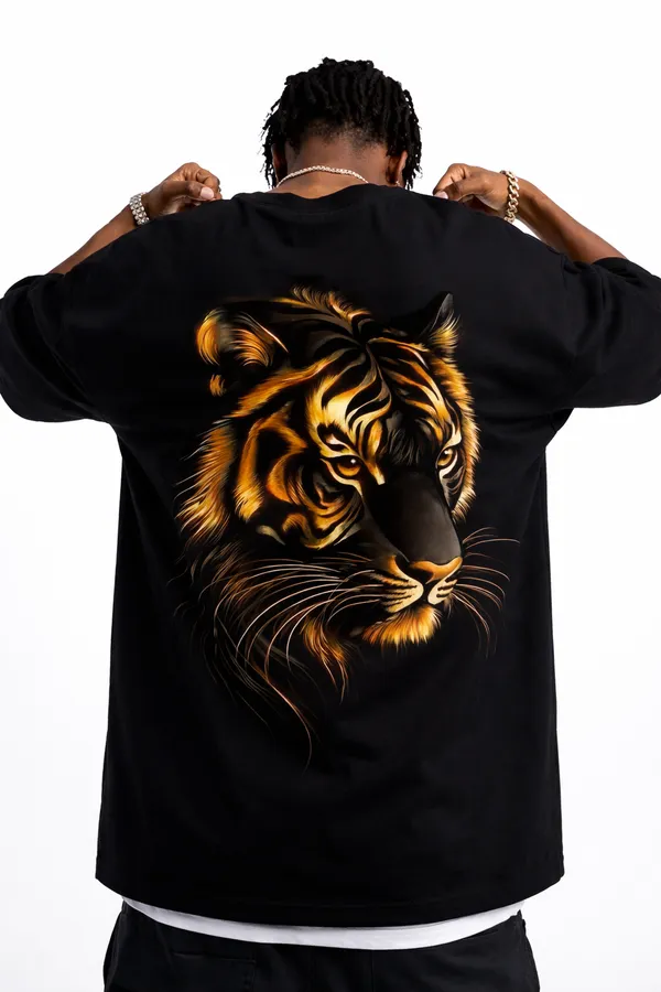 Maximum_Comfort,_Minimal_Effort:_Men's_Baggy_Printed_Tee_-_All-Day_Wear