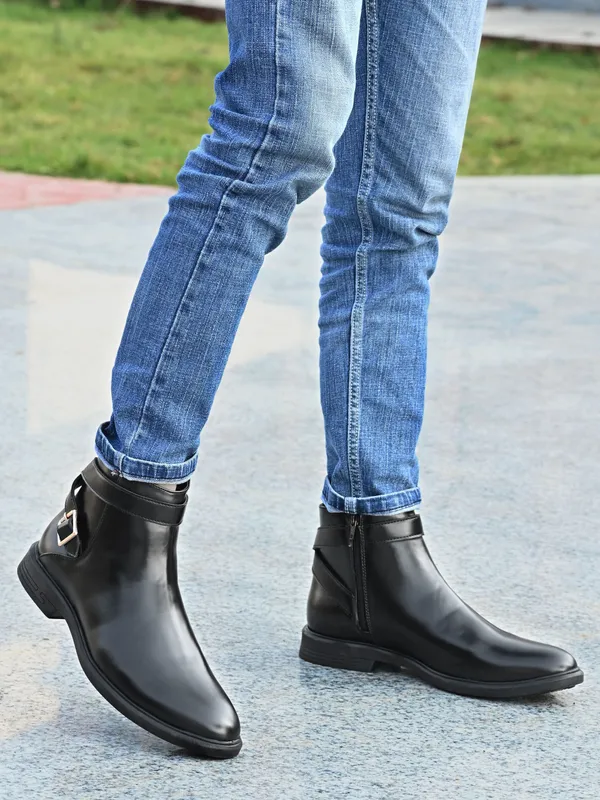 Black_Synthetic_Premium_&_Elegant_Slip_On_Boots_For_Men