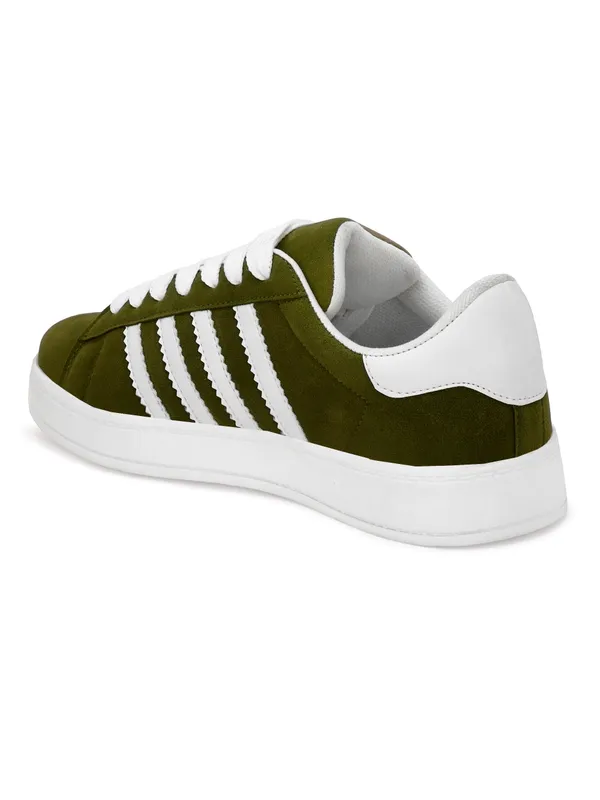 A_daily-wear_canvas_sneaker_built_for_you
