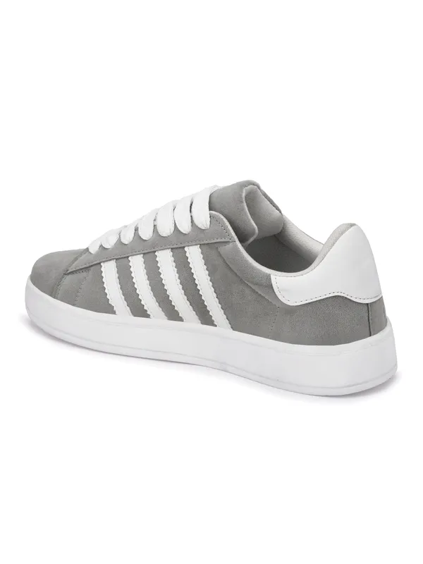 A_daily-wear_canvas_sneaker_built_only_for_you.