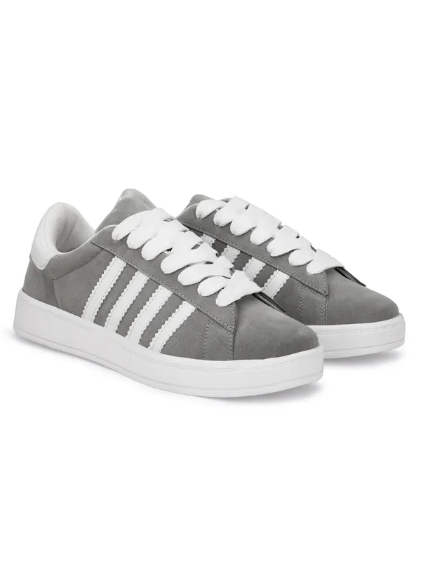 A_daily-wear_canvas_sneaker_built_only_for_you.