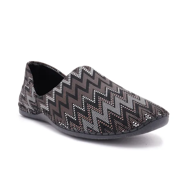 Black_Synthetic_Leather_Sneakers_For_City_Walking_&_Daily_Use