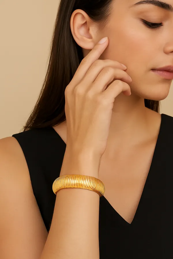 Golden_Premium_&_Elegant_Bracelet_For_Women