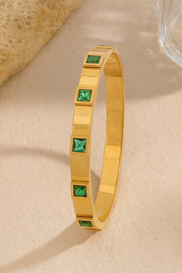 Golden_Premium_&_Elegant_Bracelet_For_Women