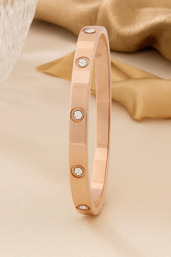Golden_Premium_&_Elegant_Bracelet_For_Women