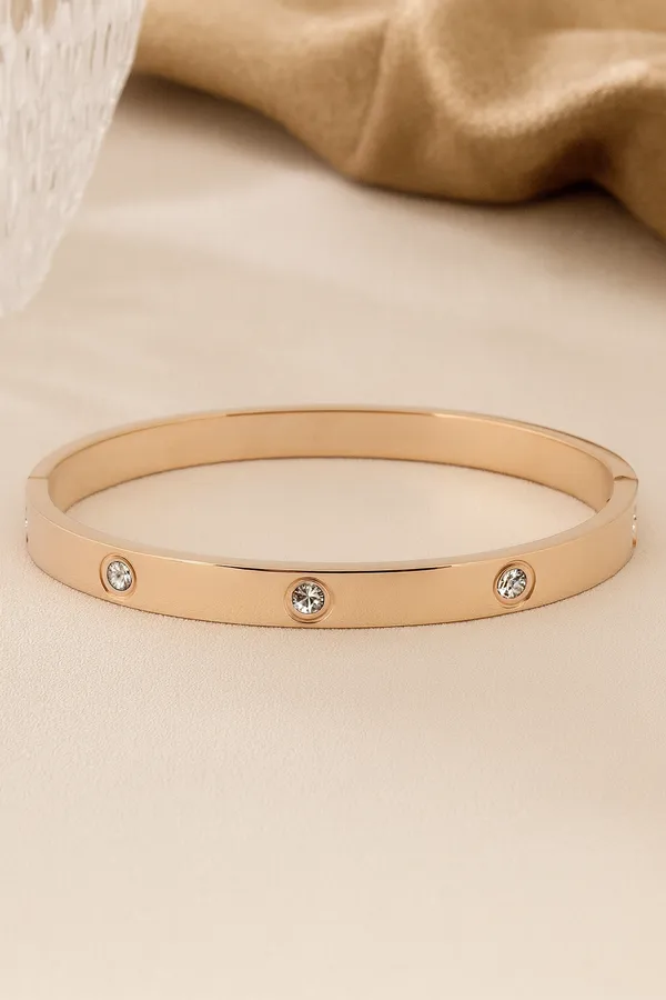 Golden_Premium_&_Elegant_Bracelet_For_Women