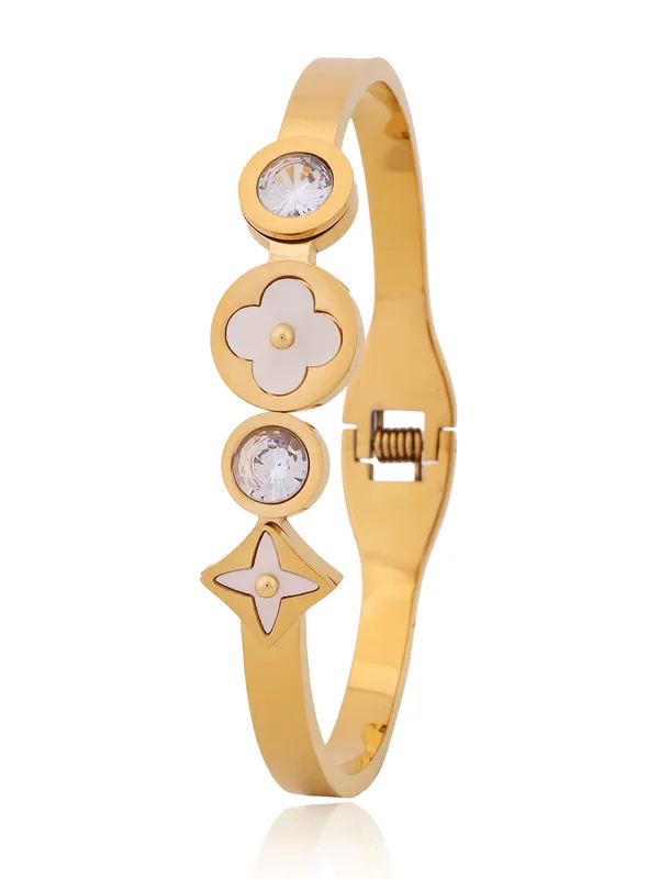 Golden_Premium_&_Elegant_Bracelet_For_Women