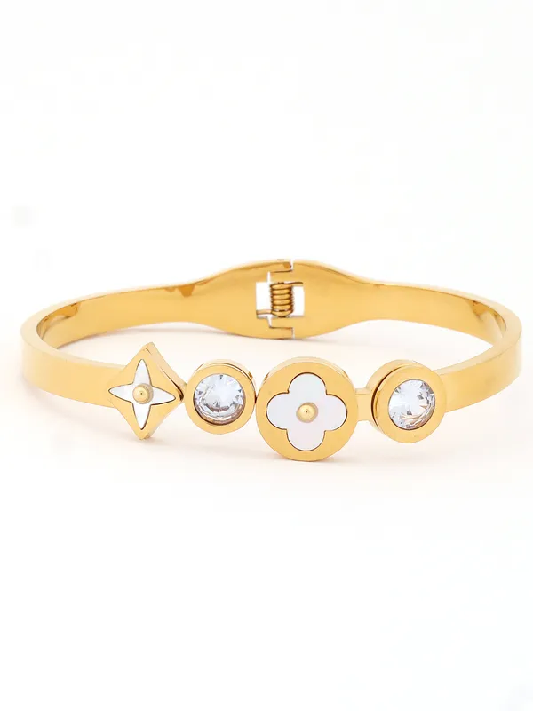 Golden_Premium_&_Elegant_Bracelet_For_Women