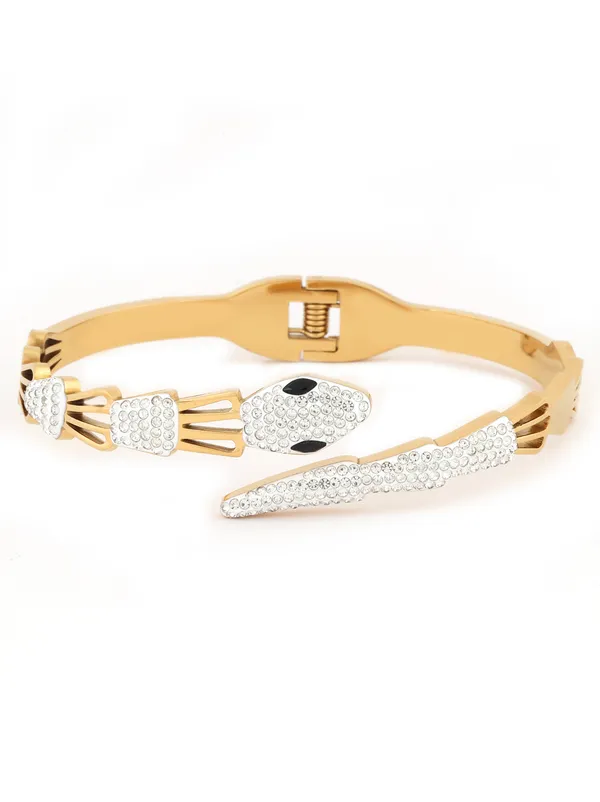 Golden_Premium_&_Elegant_Bracelet_For_Women