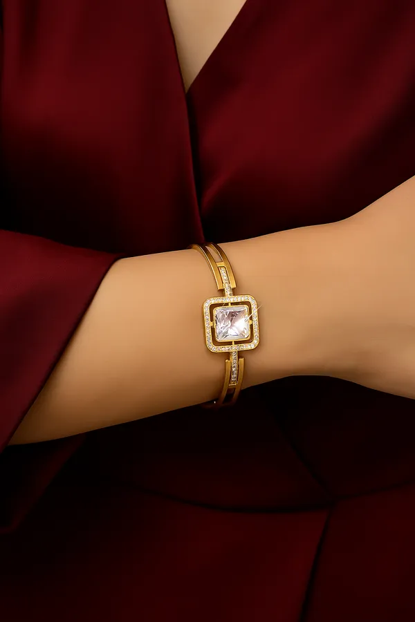Silver_Premium_&_Elegant_Bracelet_For_Women