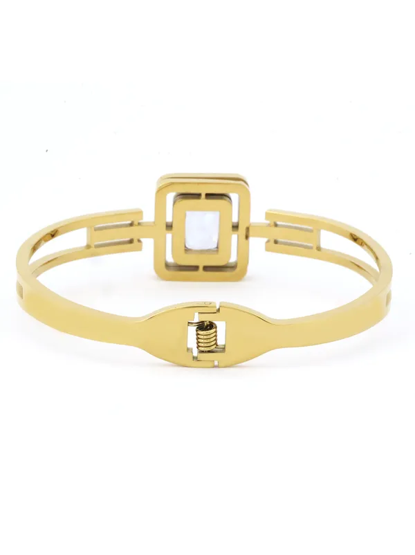 Silver_Premium_&_Elegant_Bracelet_For_Women