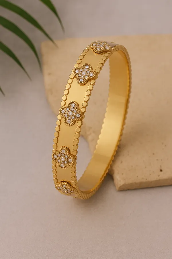 Golden_Premium_&_Elegant_Bracelet_For_Women