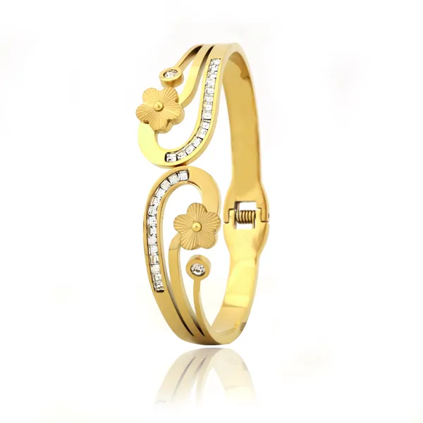 Golden_Premium_&_Elegant_Bangle_For_Women