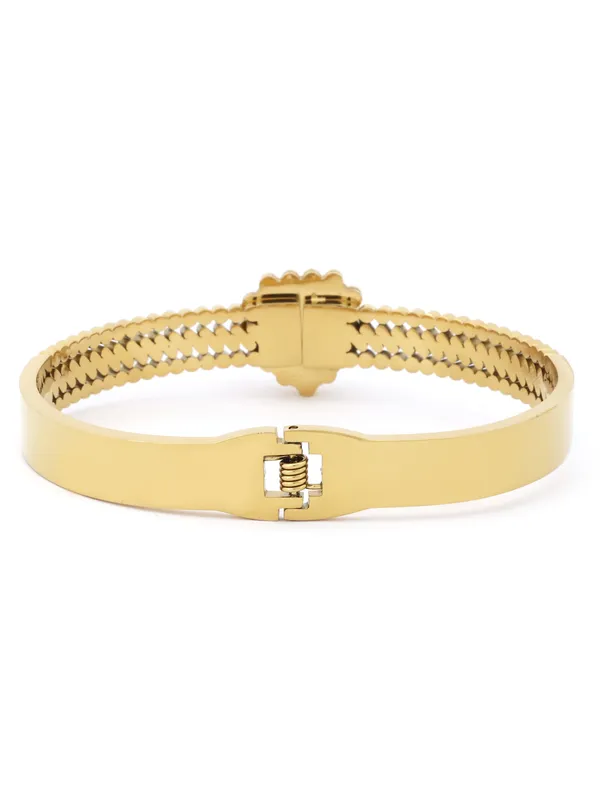 Golden_Premium_&_Elegant_Bracelet_For_Women