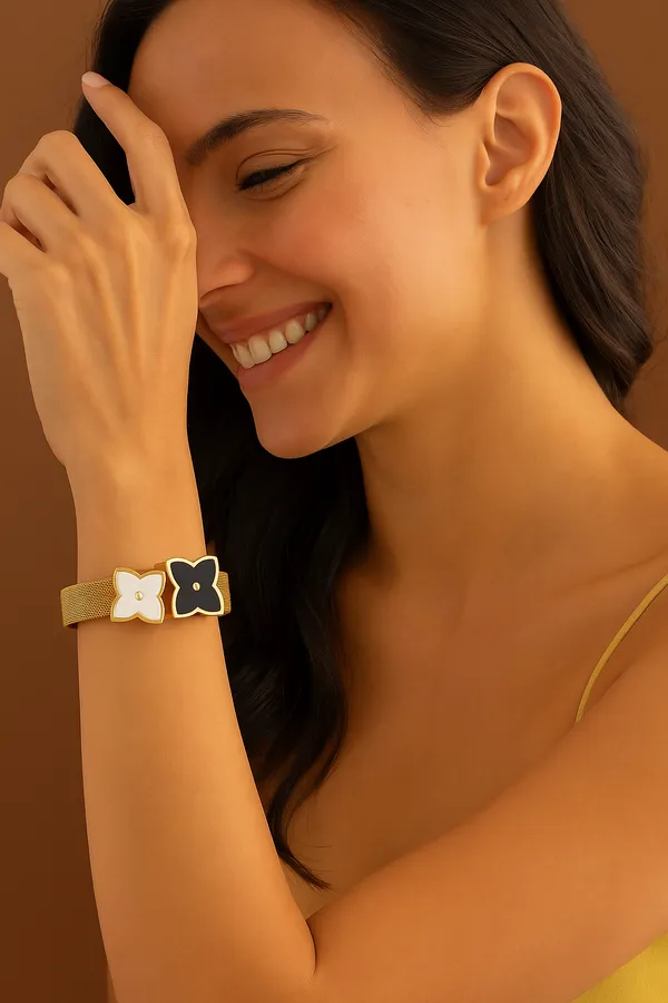 Golden_Premium_&_Elegant_Bangle_For_Women