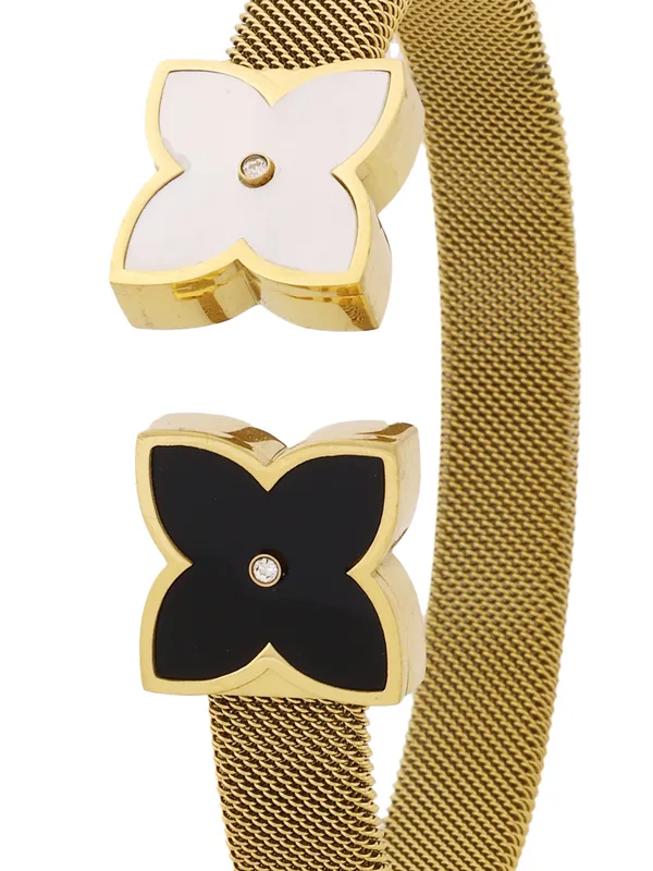 Golden_Premium_&_Elegant_Bangle_For_Women