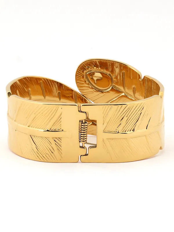 Golden_Premium_&_Elegant_Bangle_For_Women