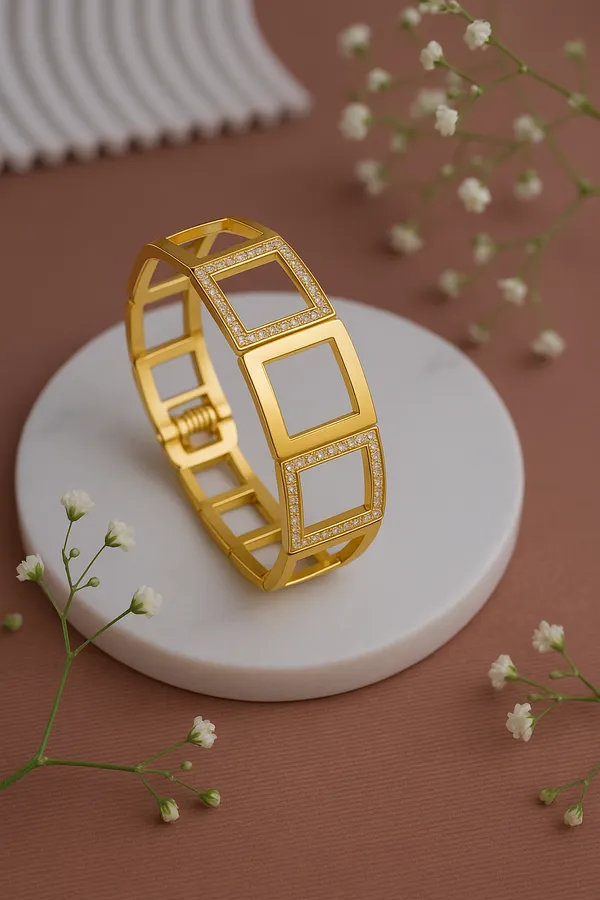 Golden_Premium_&_Elegant_Bracelet_For_Women