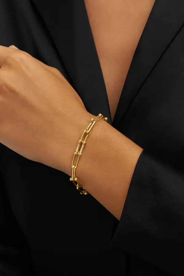 Golden_Premium_&_Elegant_Bracelet_For_Women
