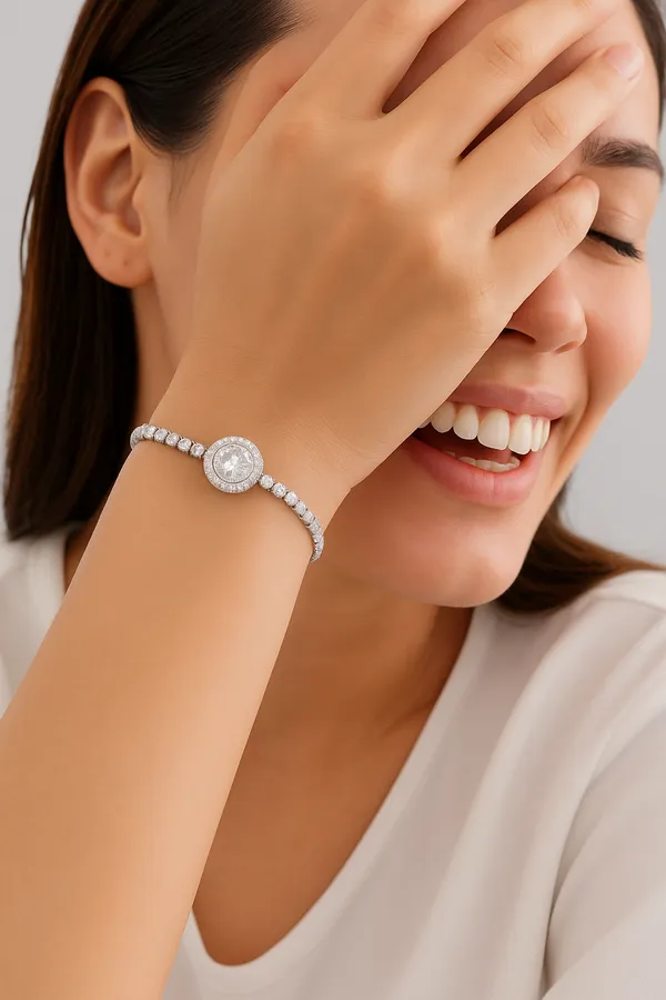 White_&_Silver_Premium_&_Elegant_Bracelet_For_Women