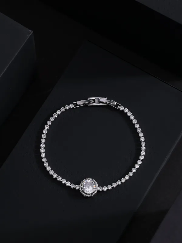White_&_Silver_Premium_&_Elegant_Bracelet_For_Women