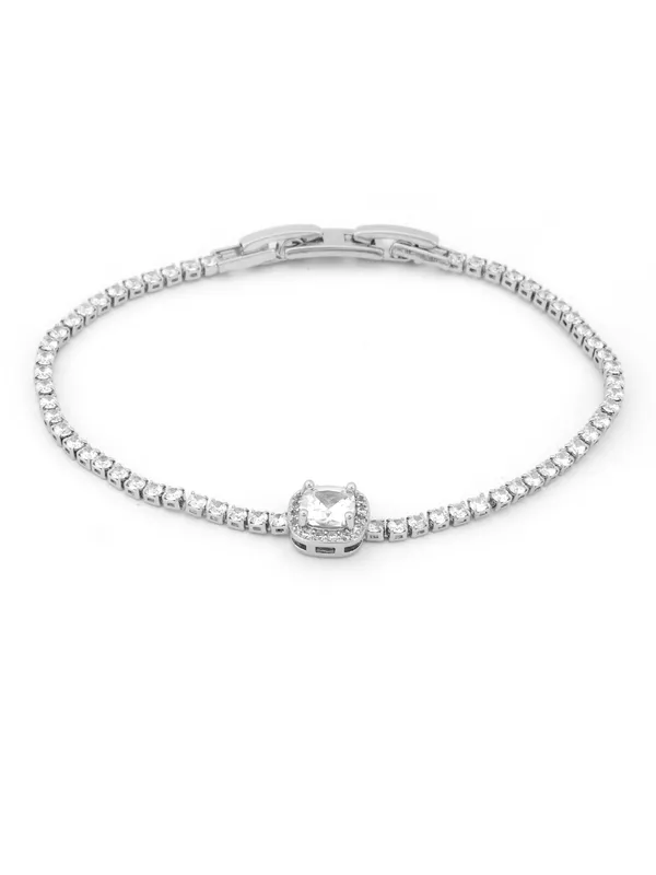 Silver_Premium_&_Elegant_Bracelet_For_Women