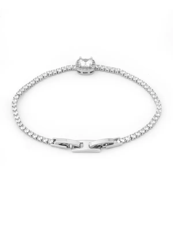 Silver_Premium_&_Elegant_Bracelet_For_Women