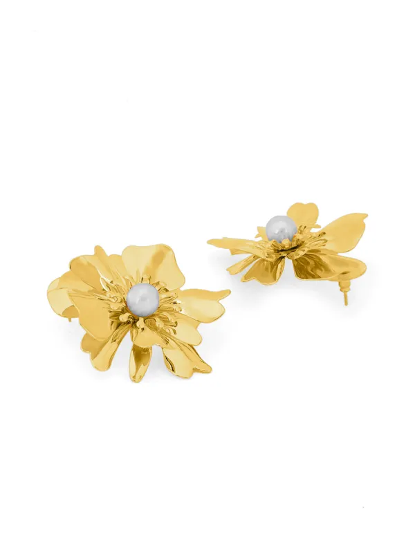 Golden_Premium_&_Elegant_Earrings_For_Women