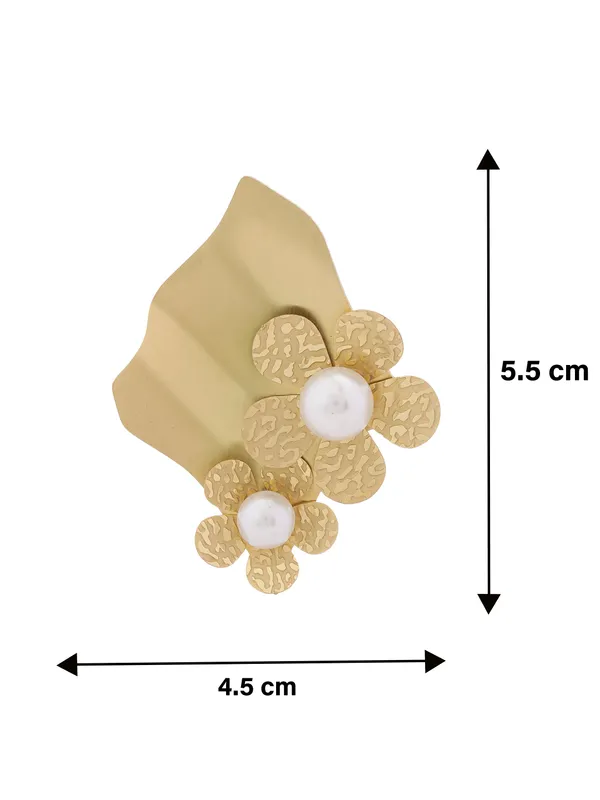 Golden_Premium_&_Elegant_Earrings_For_Women