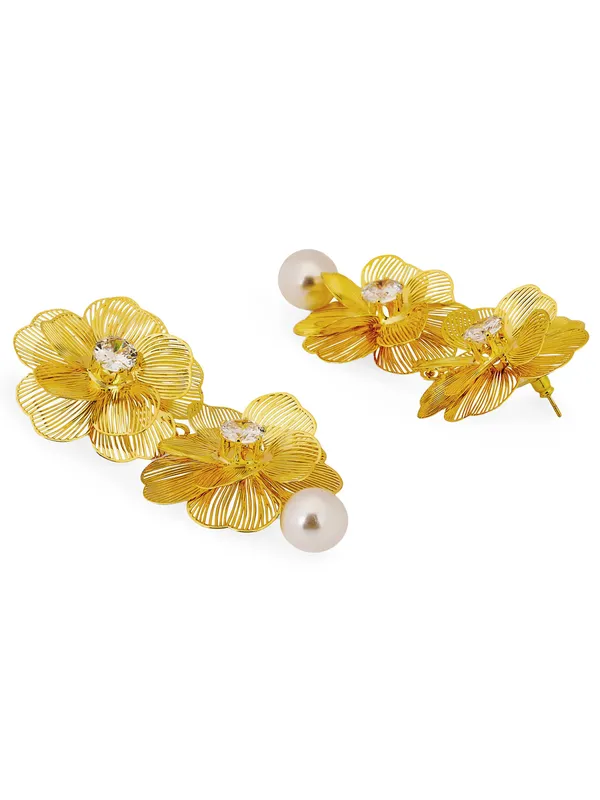 Golden_Premium_&_Elegant_Earrings_For_Women