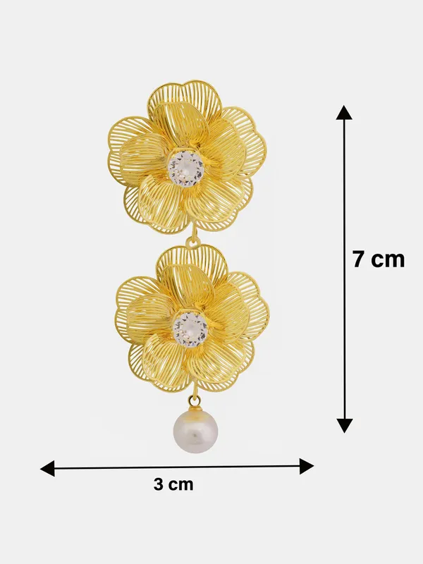 Golden_Premium_&_Elegant_Earrings_For_Women