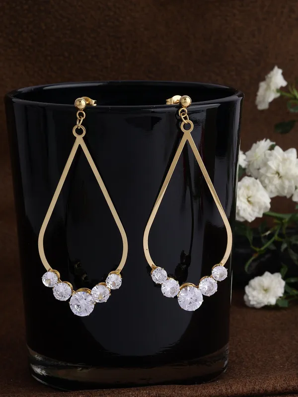 Silver_Premium_&_Elegant_Earrings_For_Women