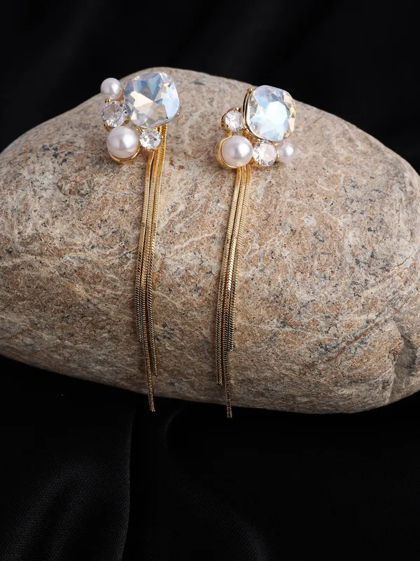 Golden_Premium_&_Elegant_Earrings_For_Women