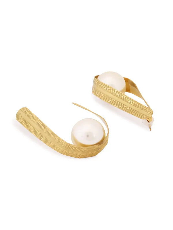 Golden_Premium_&_Elegant_Earrings_For_Women