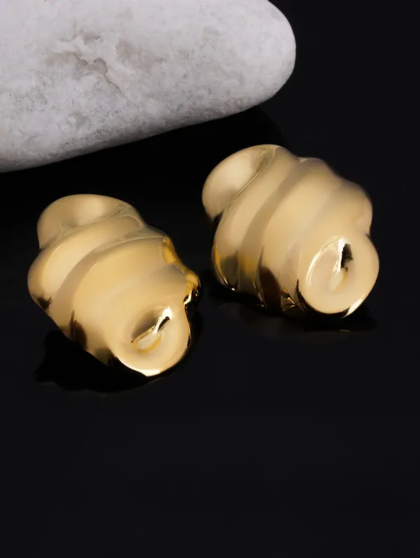 Golden_Premium_&_Elegant_Earrings_For_Women