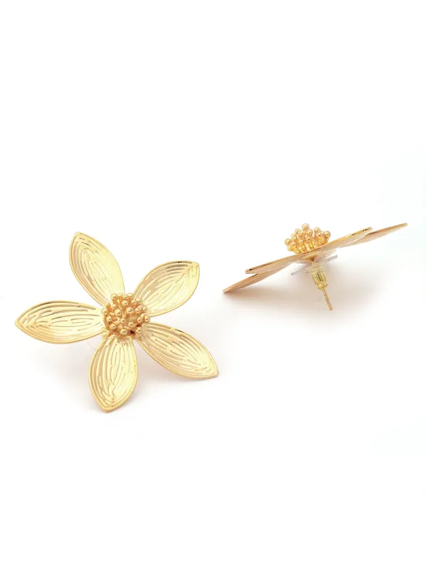 Golden_Premium_&_Elegant_Earrings_For_Women