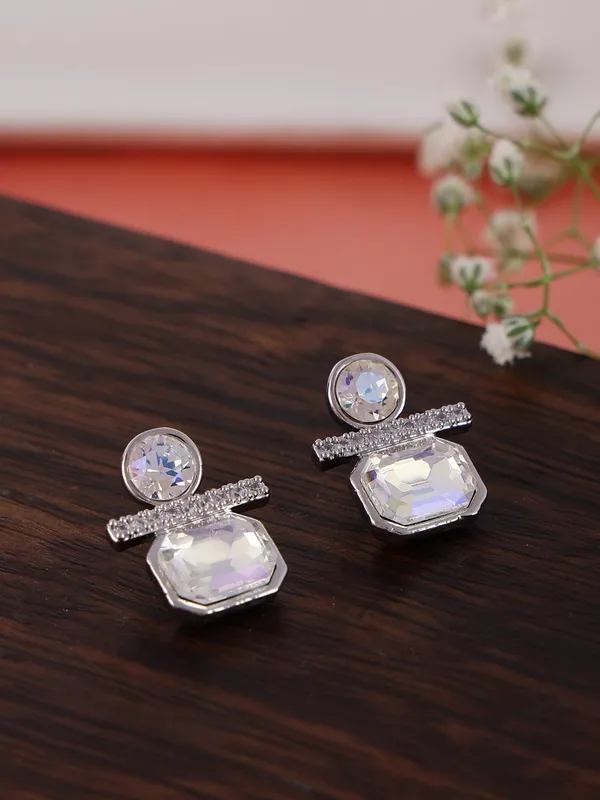 Silver_Premium_&_Elegant_Earrings_For_Women