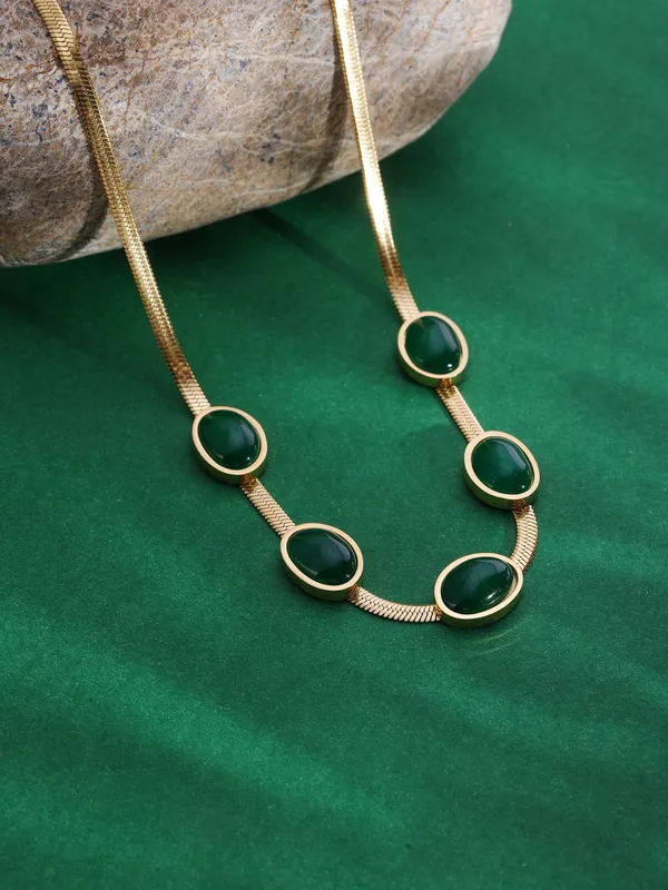 Golden_Premium_&_Elegant_Necklace_For_Women