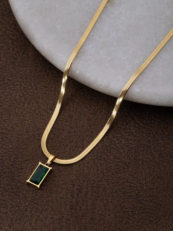 Golden_Premium_&_Elegant_Necklace_For_Women
