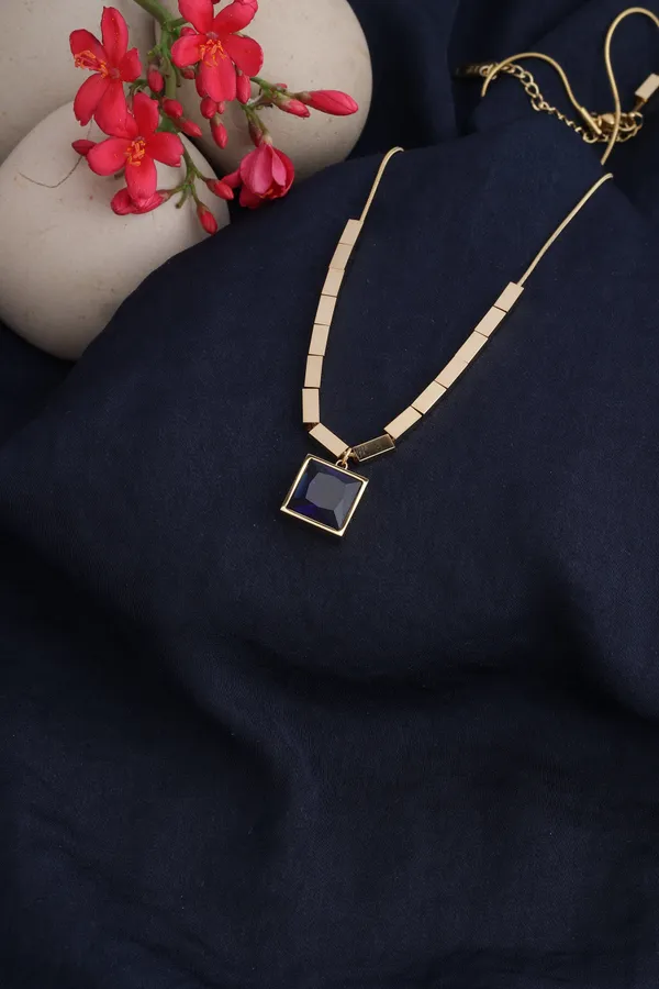 Silver_Premium_&_Elegant_Necklace_For_Women