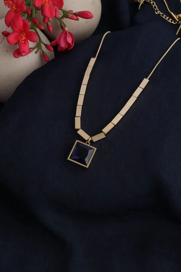 Silver_Premium_&_Elegant_Necklace_For_Women