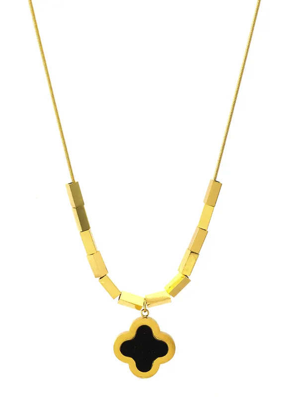 Golden_Premium_&_Elegant_Necklace_For_Women